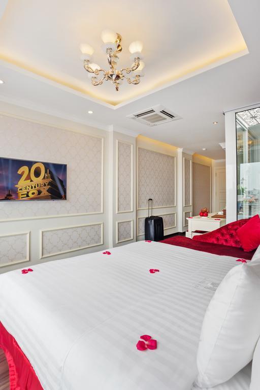 Suite Balcony,1284323365:JPEG