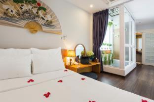 Superior Double Room,715114183:JPEG